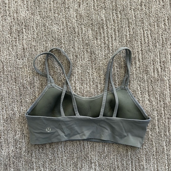 Lululemon Like A Cloud Bra - Picture 2 of 2